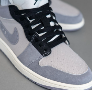 Giay Nike Air Jordan 1 Low Craft 'Cement Grey' DZ4135-002