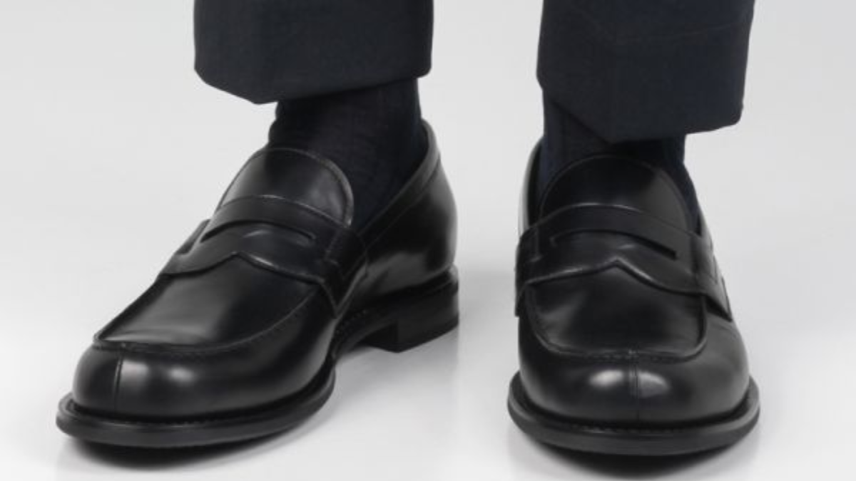 Điểm qua 8 đôi giày loafer lịch lãm mà mọi quý ông nên sở hữu Hinh anh 5: Diem qua 8 doi giay loafer lich lam ma moi quy ong nen so huu