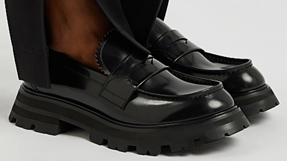Điểm qua 8 đôi giày loafer lịch lãm mà mọi quý ông nên sở hữu Hinh anh 3: Diem qua 8 doi giay loafer lich lam ma moi quy ong nen so huu