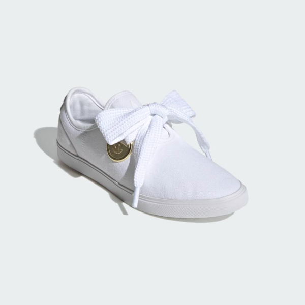 Giay Adidas Sleek Low 'White Gold Metallic' FV0740