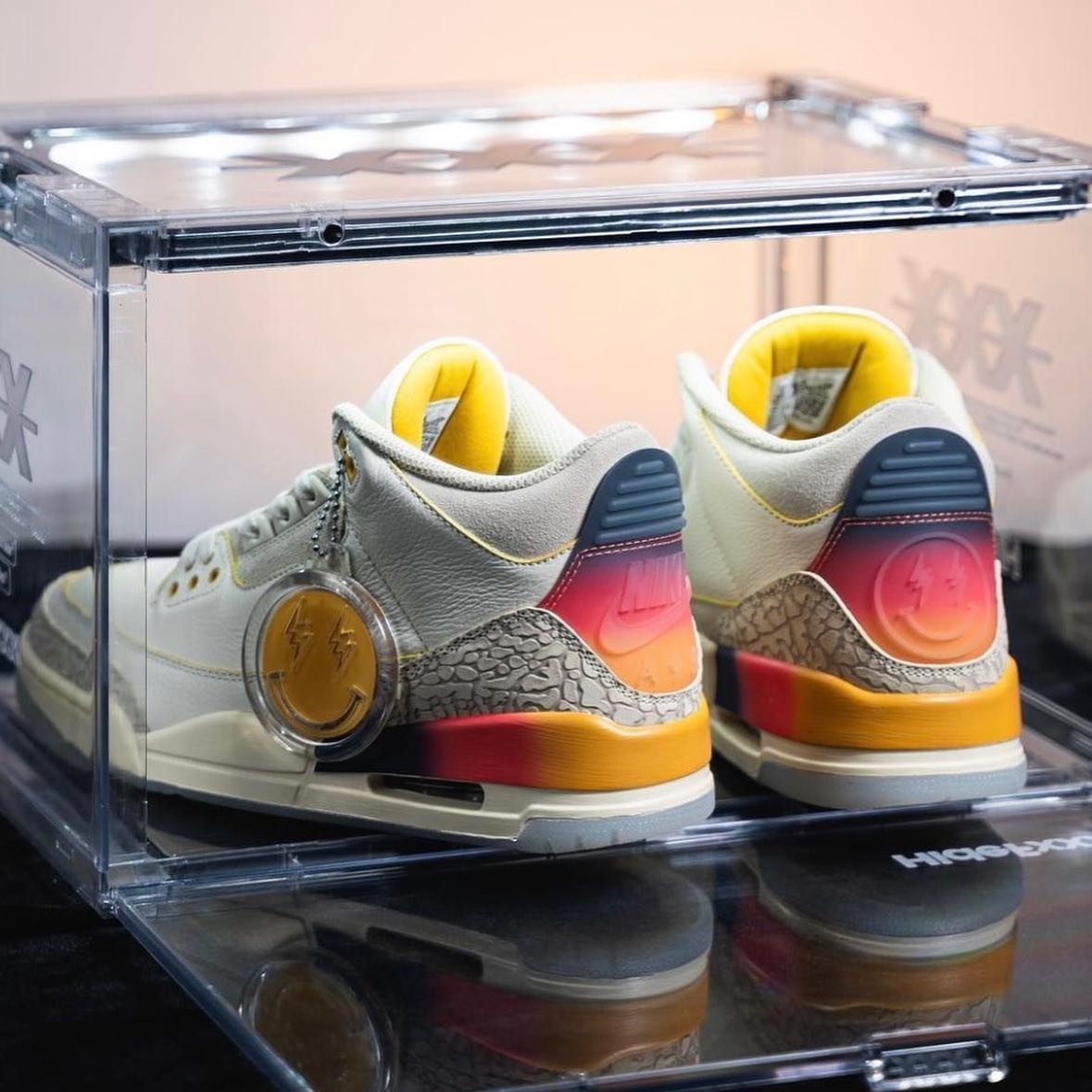 J Balvin x Jordan 3 "Sunset": Kết hợp màu sắc vô cùng độc đáo Hinh anh 3: J Balvin x Jordan 3 "Sunset": Ket hop mau sac vo cung doc dao