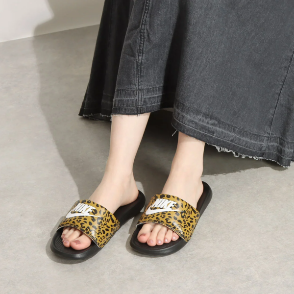 Dep Nike Victori One Leopard 'Print' CN9676-700