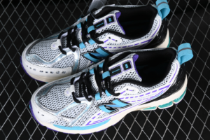 Giay New Balance 1906R 'Hornets' M1906RCF