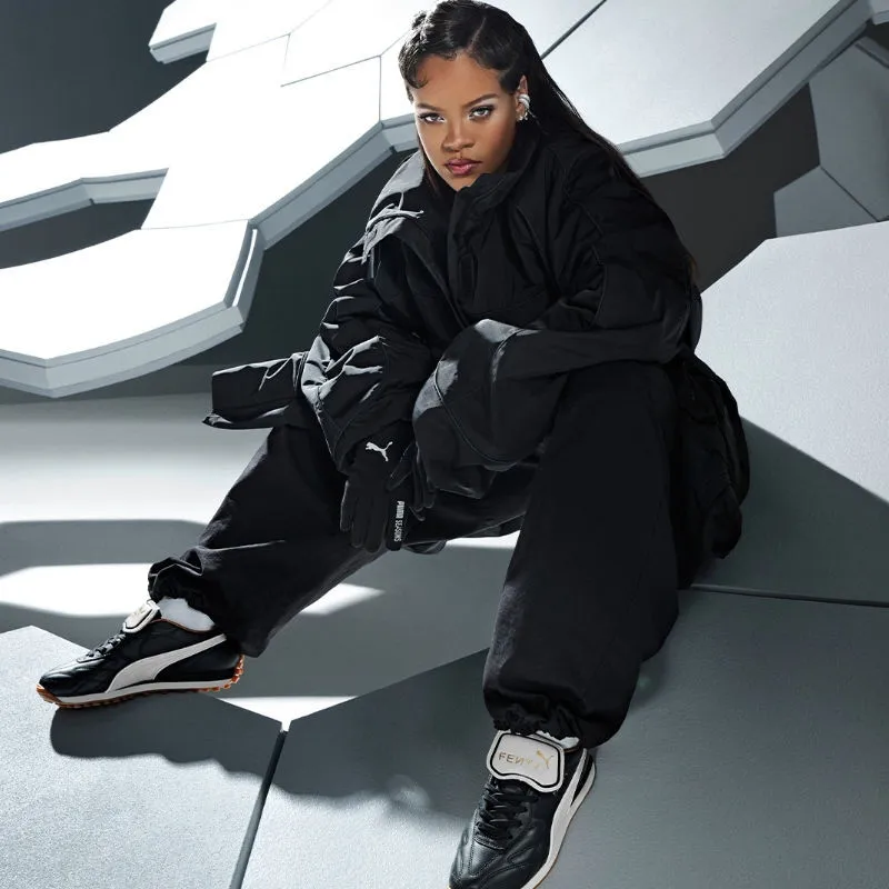 Những mẫu giày sneaker được mong đợi nhất tháng 9 năm 2023 Hinh anh 2: Nhung mau giay sneaker duoc mong doi nhat thang 9 nam 2023