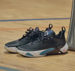 Giay Nike Air Jordan Luka 1 PF 'No Translation' FB1800-004