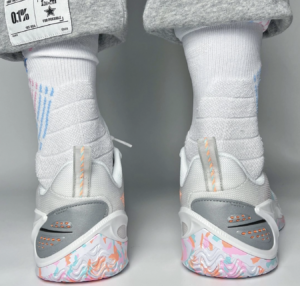 Giay Li-Ning Way of Wade 808 3 'Family Love' ABPT043-12