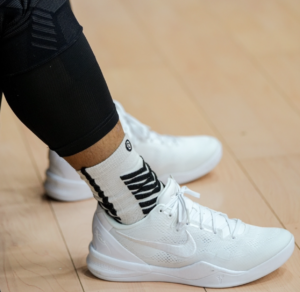 Giay Nike Kobe 8 Protro 'Halo' FJ9364-100