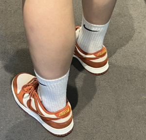 Giay Nike Dunk Low LX 'Rugged Orange' DZ2710-101