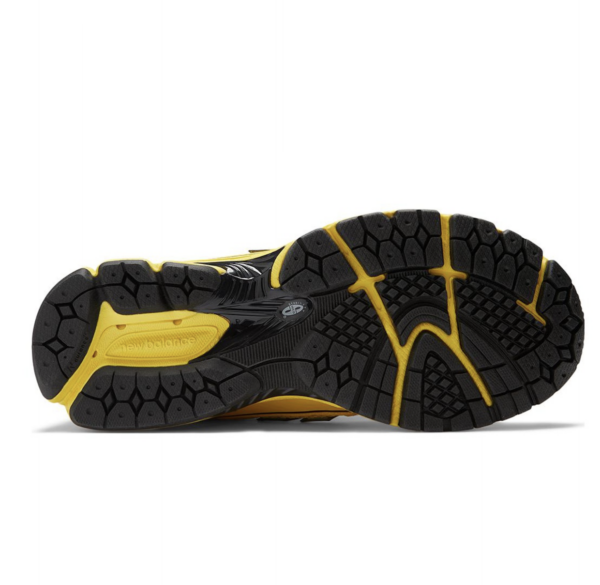 Giay New Balance GANNI x 1906R 'Blazing Yellow' M1906RGA