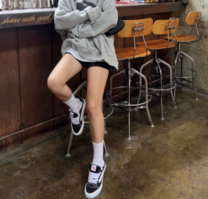 Giay Vans Knu-Skool 'Black White' VN0009QC6BT