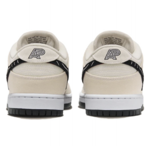 Giay Nike Albino & Preto x Dunk Low SB 'Jiu-Jitsu' FD2627-200