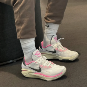 Giay Nike Air Zoom GT Cut 2 'White Grey Pink' FD9905-101