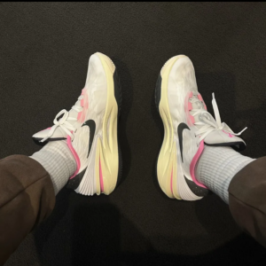 Giay Nike Air Zoom GT Cut 2 'White Grey Pink' FD9905-101