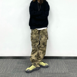 Giay Adidas Yeezy Boost 700 MNVN 'Resin' GW9525