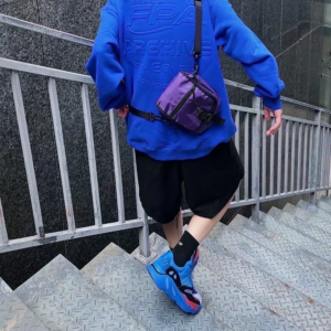 Giay Adidas Yeezy Boost 700 'Hi-Res Blue' HP6674