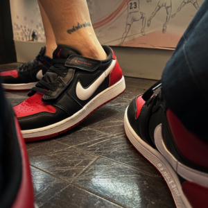 Giay Nike Air Jordan 1 Low FlyEase 'Alternate Bred Toe' DM1206-066