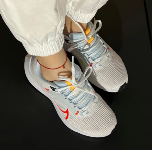 Giay Nike Air Zoom Pegasus 40 'White Laser Orange' DV3854-102