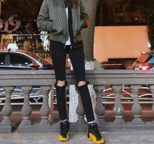 Giay Nike Air Jordan 12 Retro GS 'University Gold' 153265-070