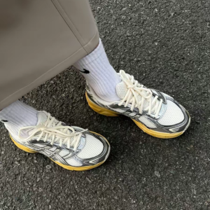 Giay Asics Gel 1130 'Cream Pure Silver' 1202A164-107