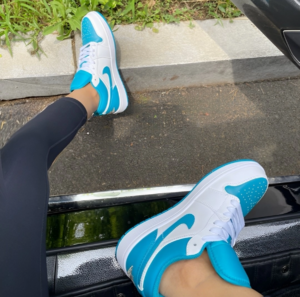 Giay Nike Air Jordan 1 Low GS 'Aquatone' 553560-174