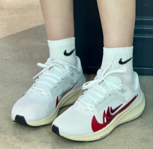 Giay Nike Air Zoom Pegasus 40 Premium 'Quadruple Swoosh' FB7703-100