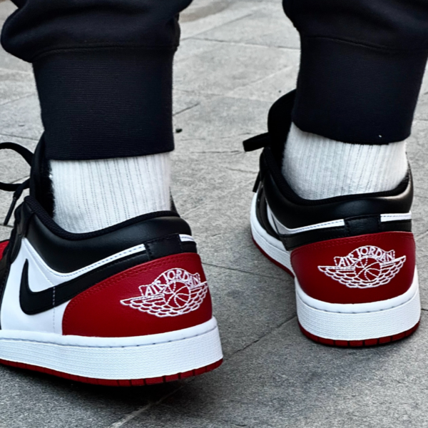 Giay Nike Air Jordan 1 Low 'Bred Toe' 553558-161