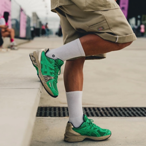 Giay Asics Gel-Kayano 14 'Green' 1203A350-300