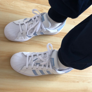 Giay Adidas Superstar 'White Ambient Sky' H05645