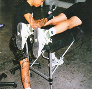 Giay Converse Weapon 'Undefeated Chive' A08657C