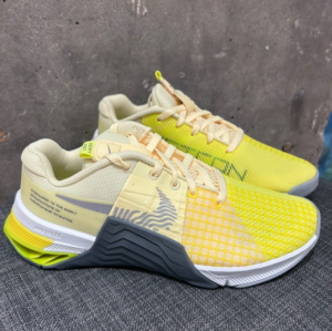 Giay Nike Metcon 8 'Light Lime' DO9327-801