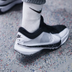 Giay Nike Zoom Freak 5 EP 'Oreo' DX4996-101