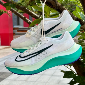 Giay Nike Zoom Fly 5 'White Barely Green' DM8968-302