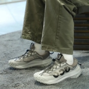 Giay Nike ACG Mountain Fly 2 Low 'Iron Ore' DV7903-003