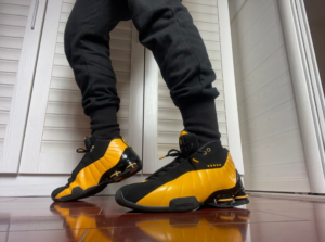 Giay Nike Shox BB4 'Metallic Gold' AT7843-002