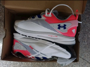 Giay Under Armour HOVR Flux MVMNT 'White' 3025355-101