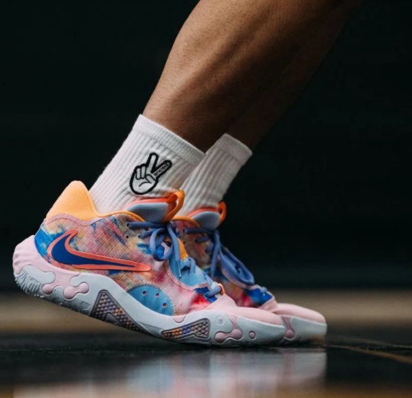 Giay Nike PG 6 EP 'Painted Swoosh' DO9823-100