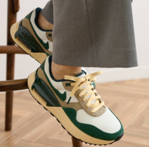 Giay Nike Air Max SYSTM 'Sail Pro Green' FD0316-133