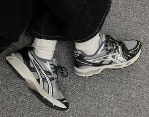 Giay Asics Gel-Kayano 14 'Black Glacier Grey' 1201A935-001