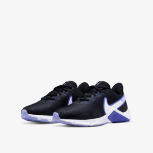 Giay Nike Legend Essential 2 'Black Light Thistle' CQ9545-009