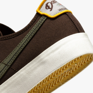 Giay Nike SB Blazer Court x DVD Linden 'Brown' CZ5605-200