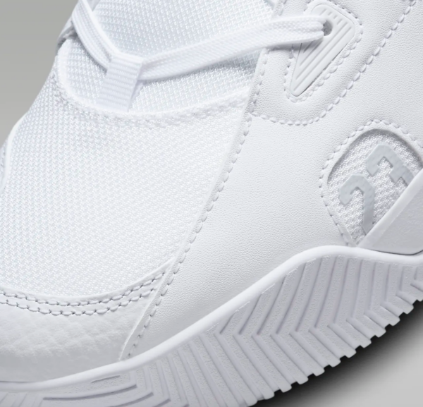 Giay Nike Air Jordan Stay Loyal 2 'White' DQ8401-102
