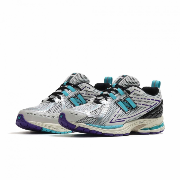 Giay New Balance 1906R 'Hornets' M1906RCF
