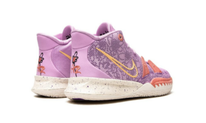 Giay Nike Kyrie 7 'Daughters' CT4080-501
