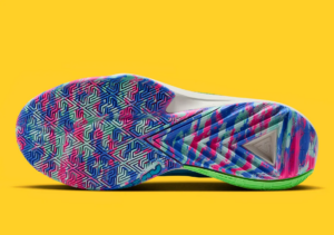 Giay Nike Zoom Freak 5 'Greece x Nigeria' DX4985-400