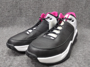 Giay Nike Air Jordan Max Aura 3 'White Pink' CZ4167-004