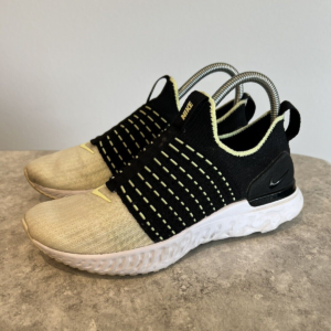 Giay Nike React Phantom Run 'Black Volt' CJ0280-004