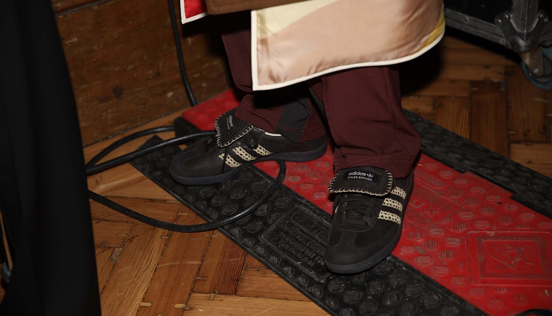 10 đôi giày Adidas Samba hot nhất thời điểm hiện tại (Phần 2) Hinh anh 1: 10 doi giay Adidas Samba hot nhat thoi diem hien tai (Phan 2)