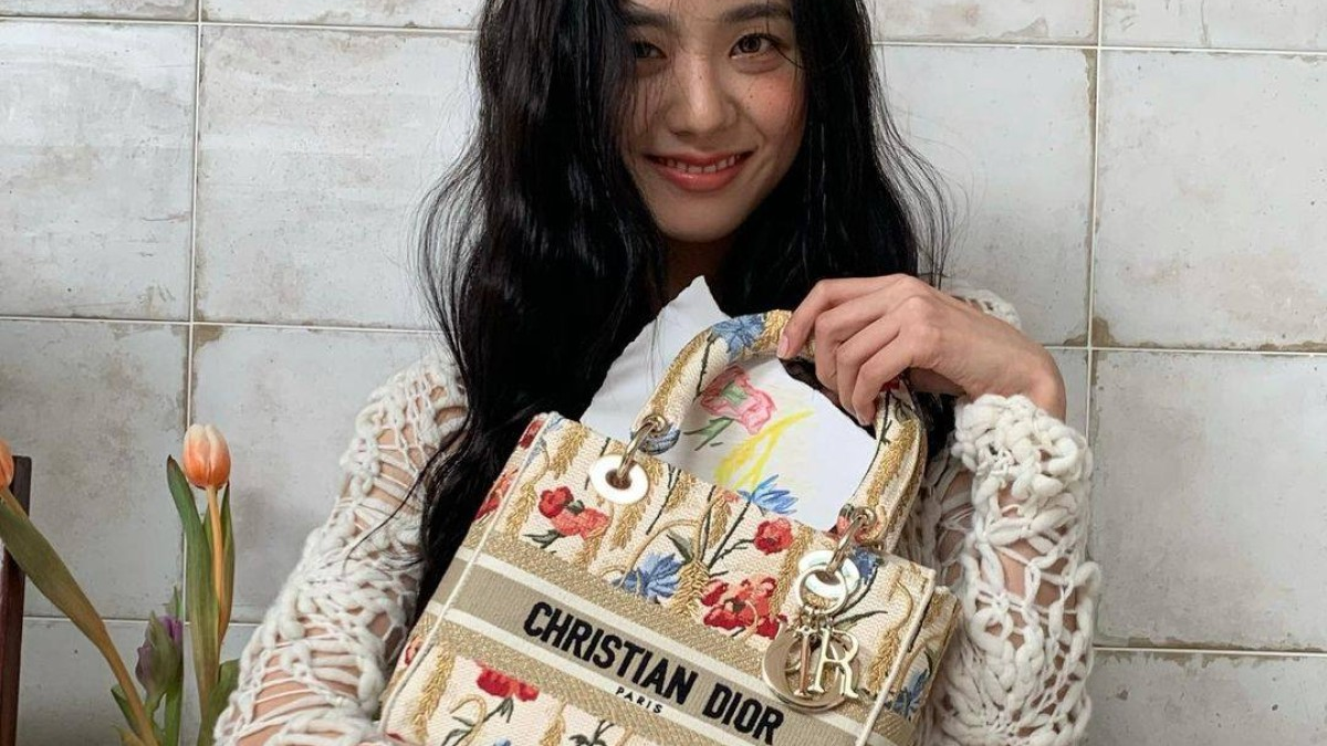 Hinh anh 1: 10 mau tui Dior tot nhat 2023: Noi chat luong va phong cach hoi tu