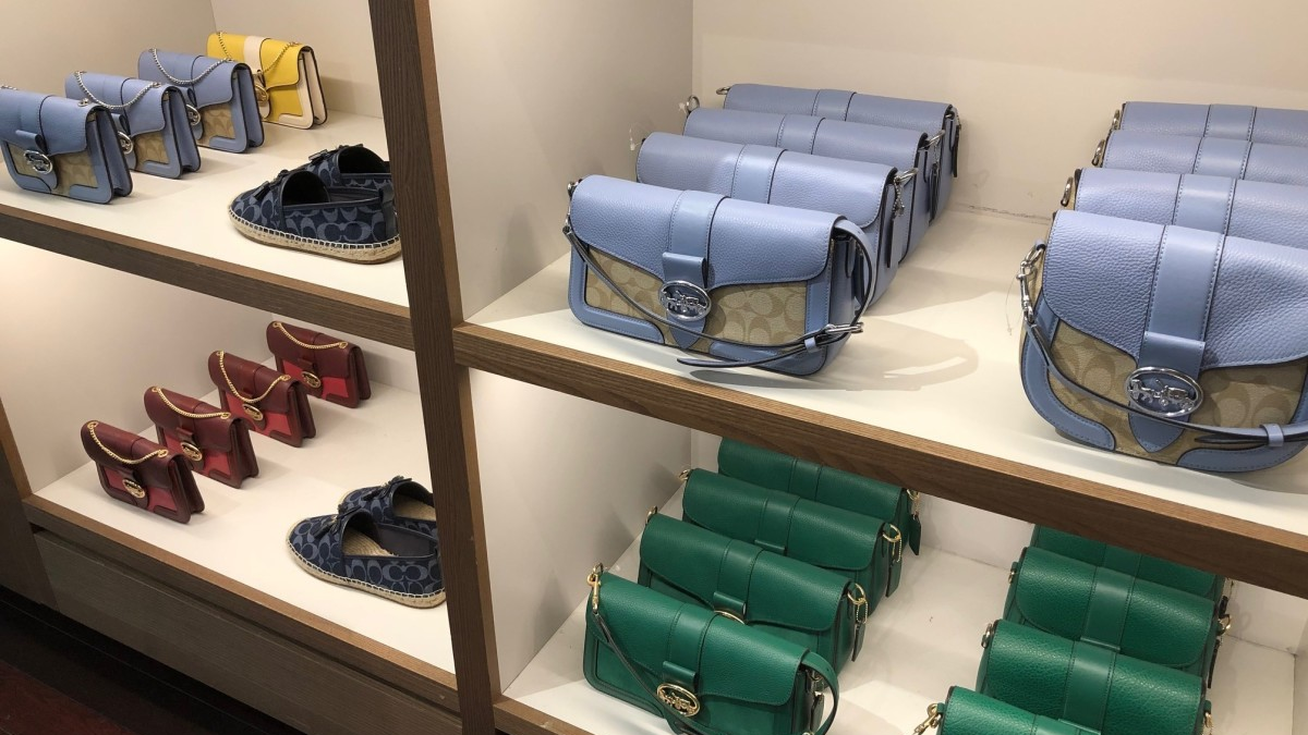 Hinh anh 6: Coach va Coach Outlet: 10 diem khac biet ban nen biet!