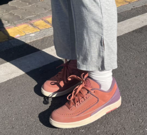 Giay Nike Air Jordan 2 Retro Low 'Sky J Orange' DX4401-800